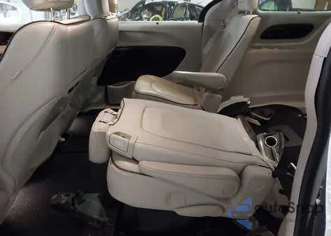 2020 Chrysler Pacifica Limited z USA, uszkodzony, nr VIN 2C4RC1GG1LR127440